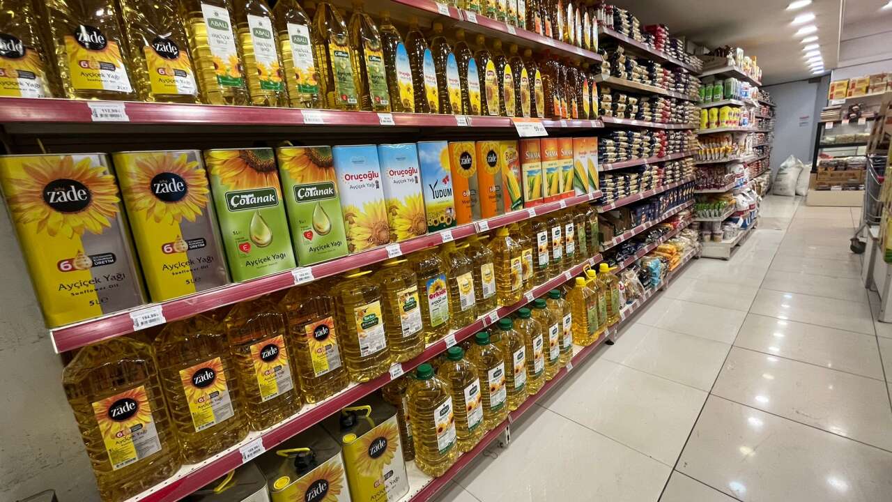 Konya’da market raflarında büyük indirim başladı 8